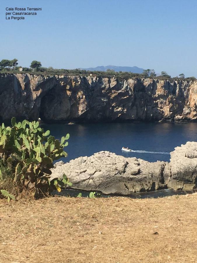Casa Vacanze La Pergola@ Villa Terrasini Bagian luar foto